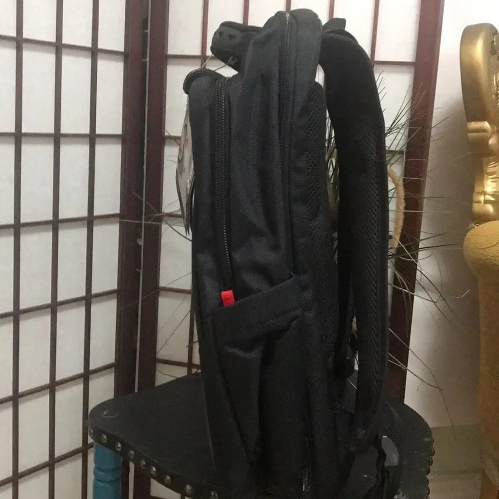NWT SAMSONITE CROSSCUT LAPTOP BACKPACK 17in‎